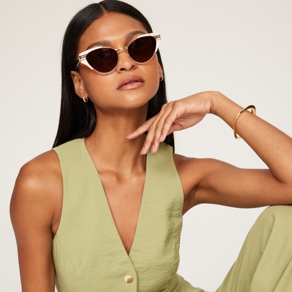 Striped Gucci Sunglasses - Picture 2 of 3